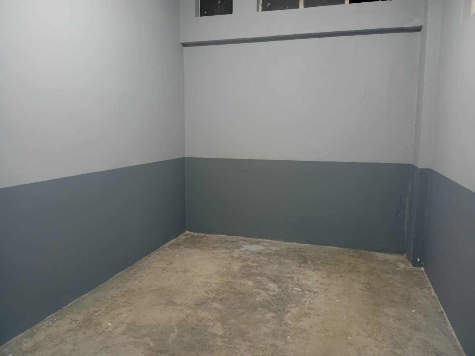 B5-4 – 11.3m² | Boutique Office / Beauty & Nail Space To Let - image 4