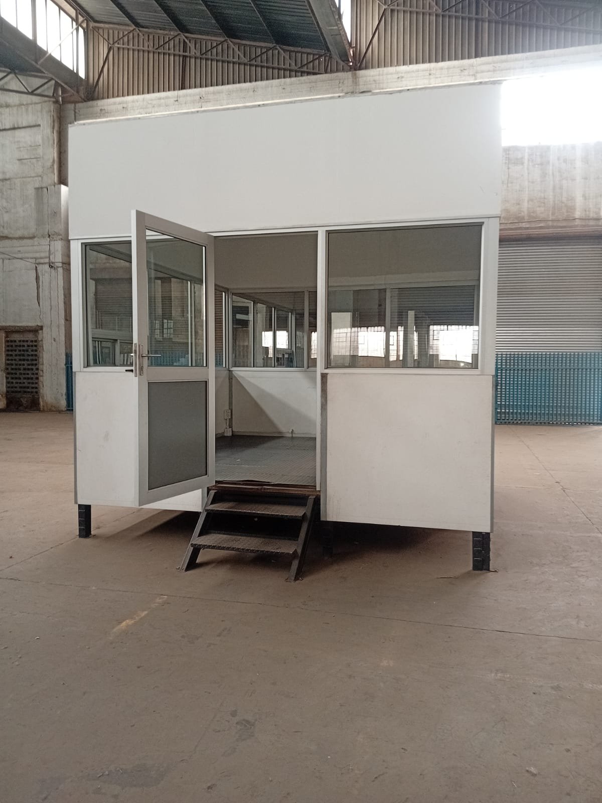 A2 – 2,505m² Modern Factory, Warehouse, Distribution Facility To Let - image 7