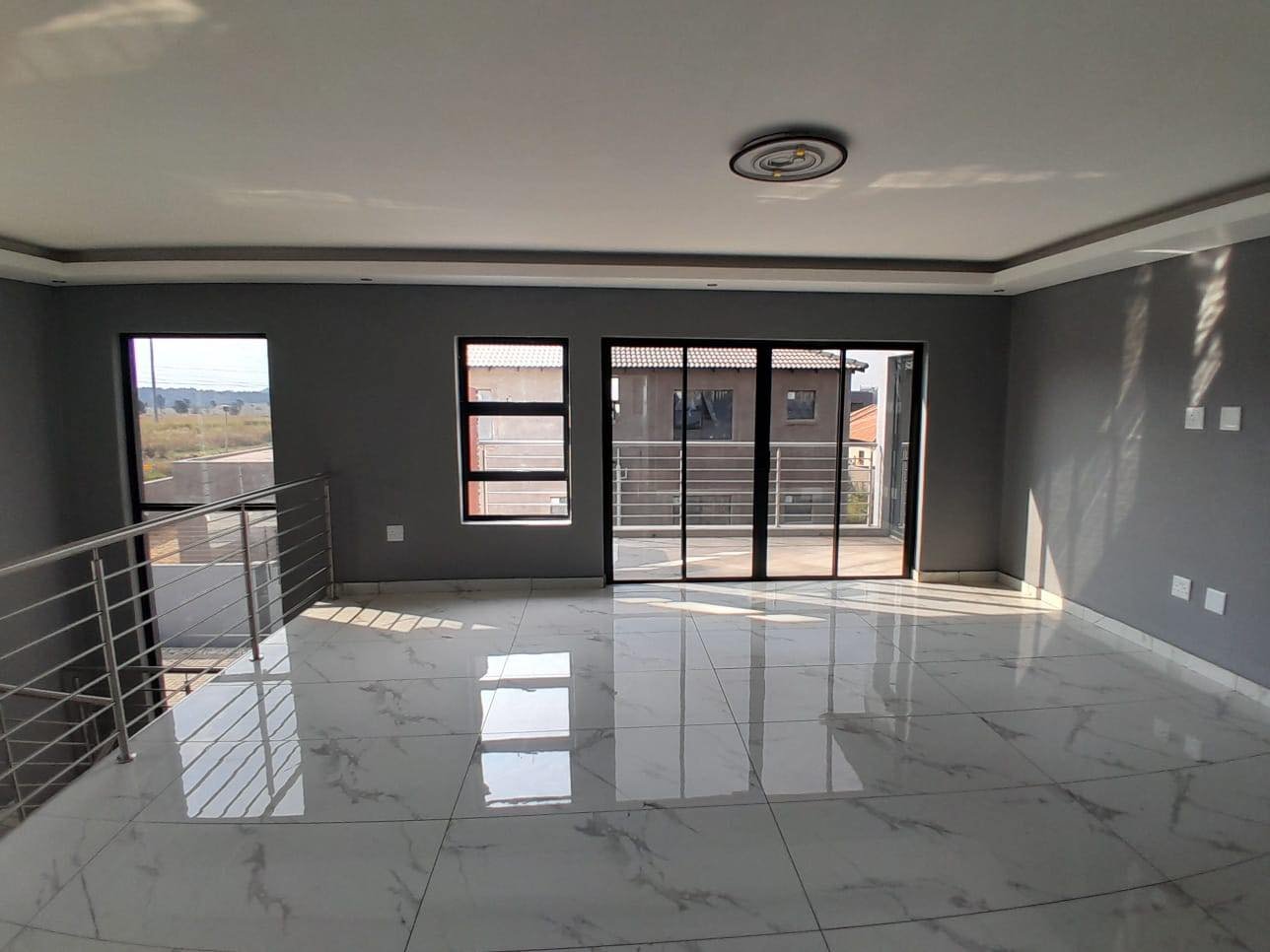 4-Bedroom House for Sale in Middleburg image 15