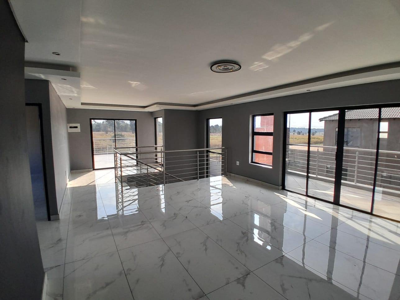 4-Bedroom House for Sale in Middleburg image 16