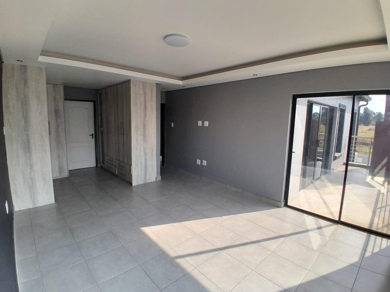 4-Bedroom House for Sale in Middleburg image 18