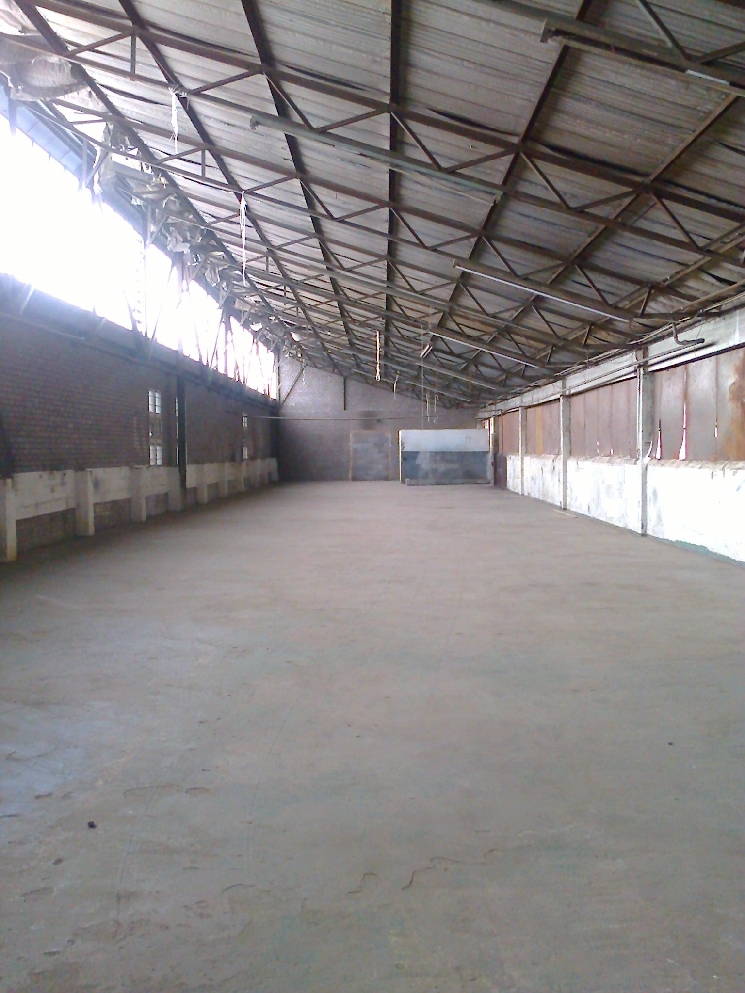 c13 – 652m² Factory, Warehouse, Storage Space to Let
