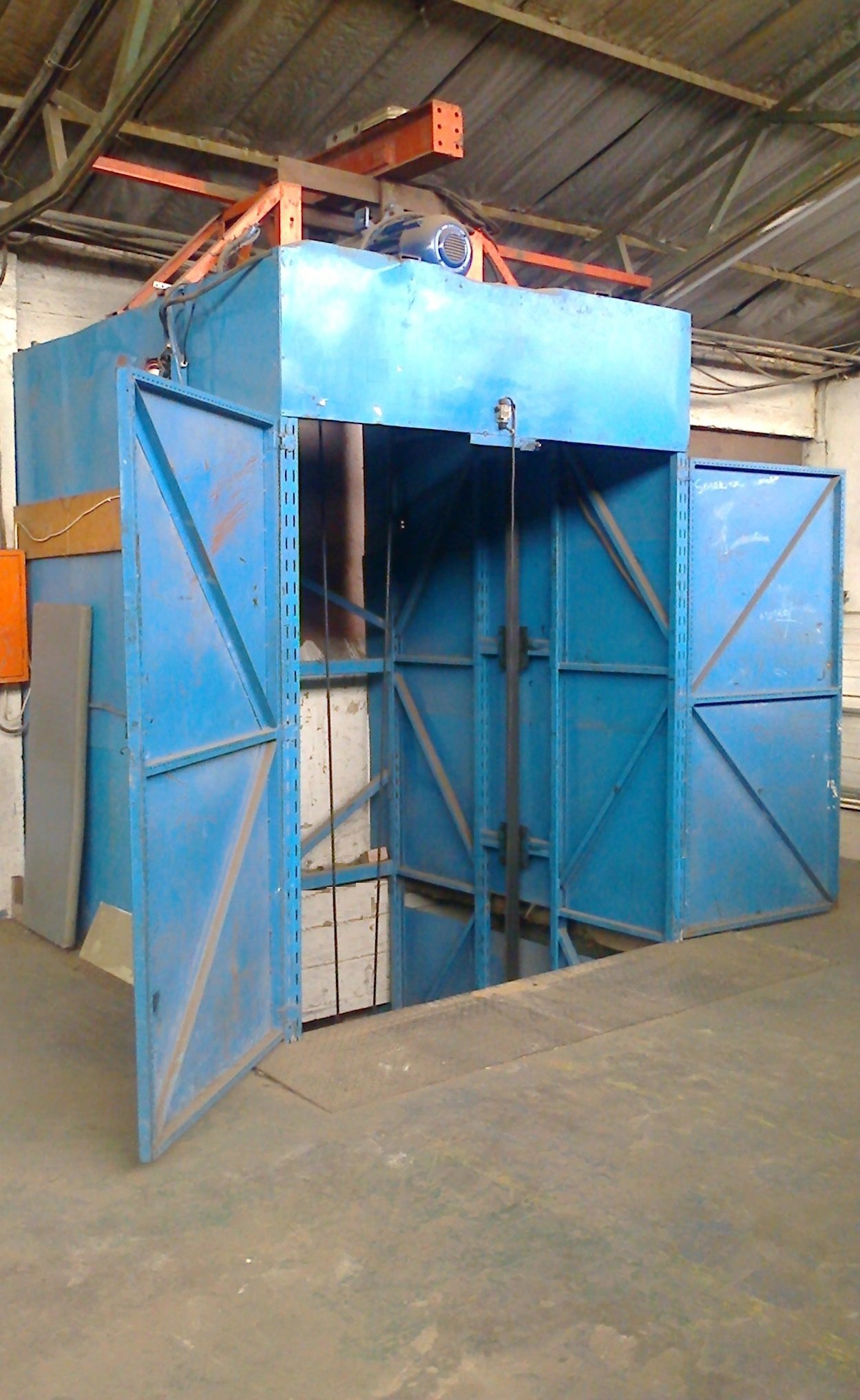 c13 – 652m² Factory, Warehouse, Storage Space to Let image 7