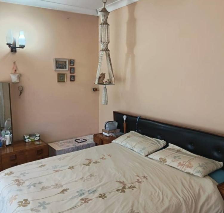 3-Bedroom, 2 Bathroom House for Sale in Greenhills_1 037M2