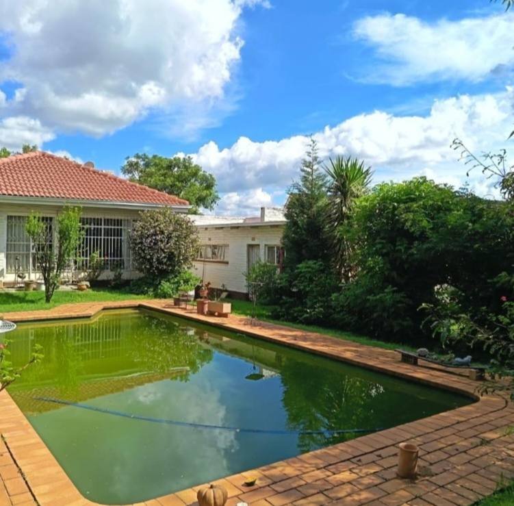 3-Bedroom, 2 Bathroom House for Sale in Greenhills_1 037M2 image 11