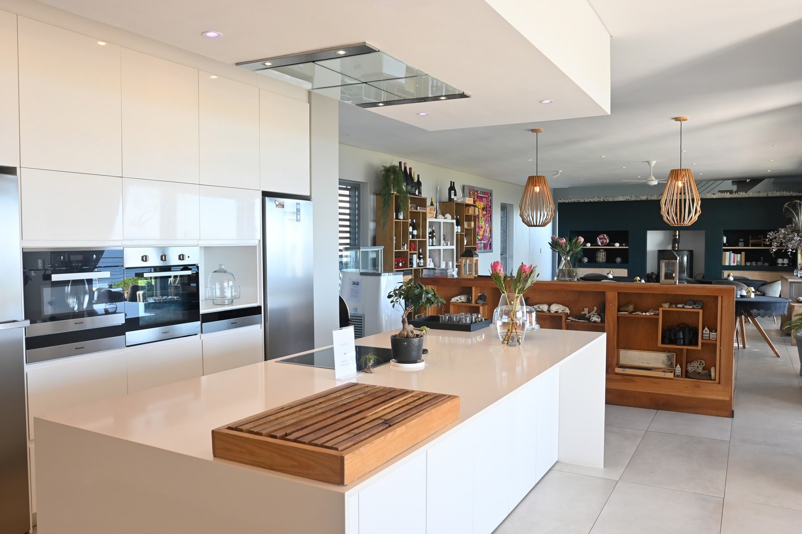 Luxury Beachfront Villa for Sale in Gansbaai – Romansbaai Estate - 6-Bed Oceanfront Guesthouse with 180° Sea Views