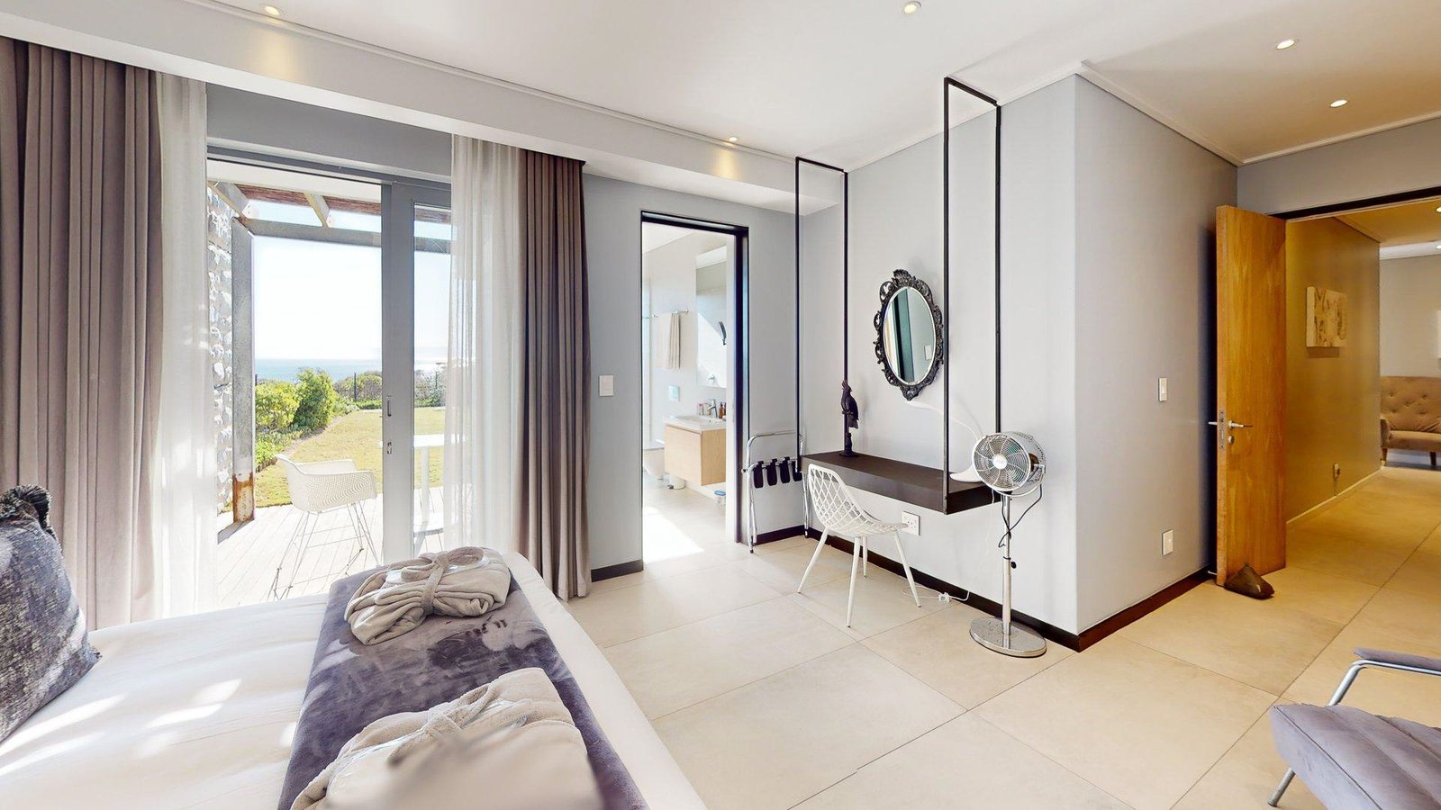 Luxury Beachfront Villa for Sale in Gansbaai – Romansbaai Estate - 6-Bed Oceanfront Guesthouse with 180° Sea Views image 16