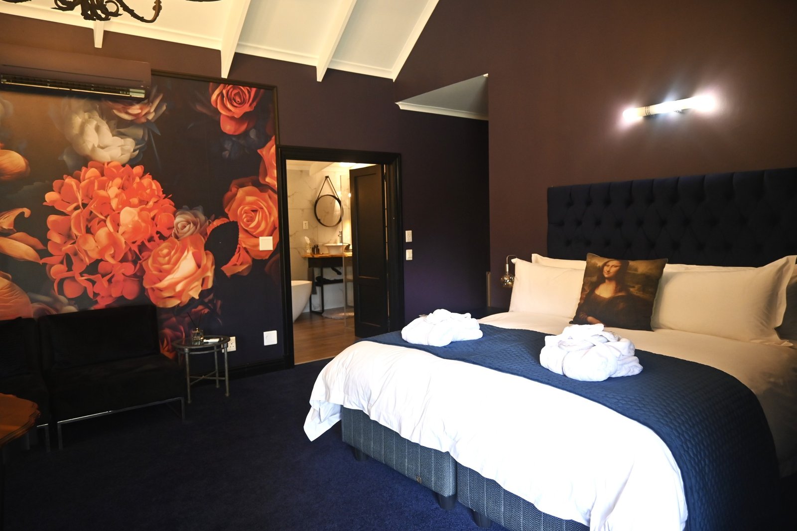 3.1Ha Luxury Smallholding for Sale in Devon Valley, Stellenbosch - Botanical Garden Estate with Guesthouse & Income Cottages image 13