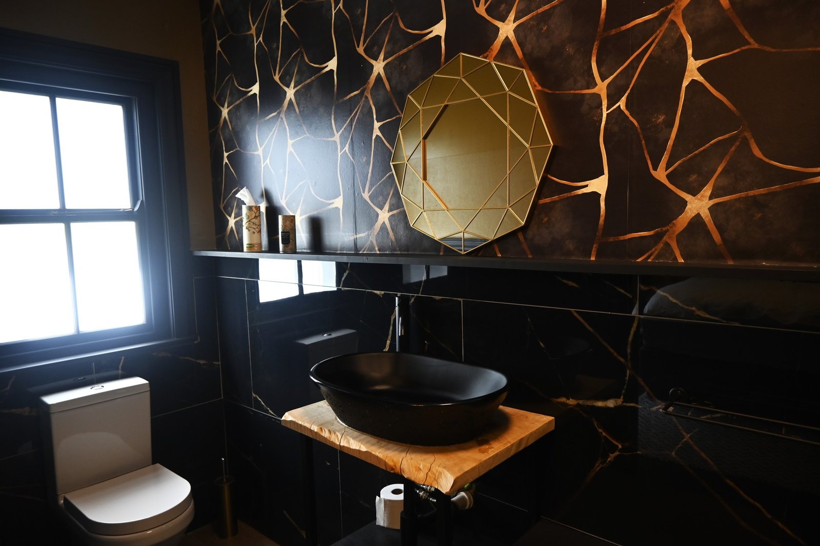 3.1Ha Luxury Smallholding for Sale in Devon Valley, Stellenbosch - Botanical Garden Estate with Guesthouse & Income Cottages image 19