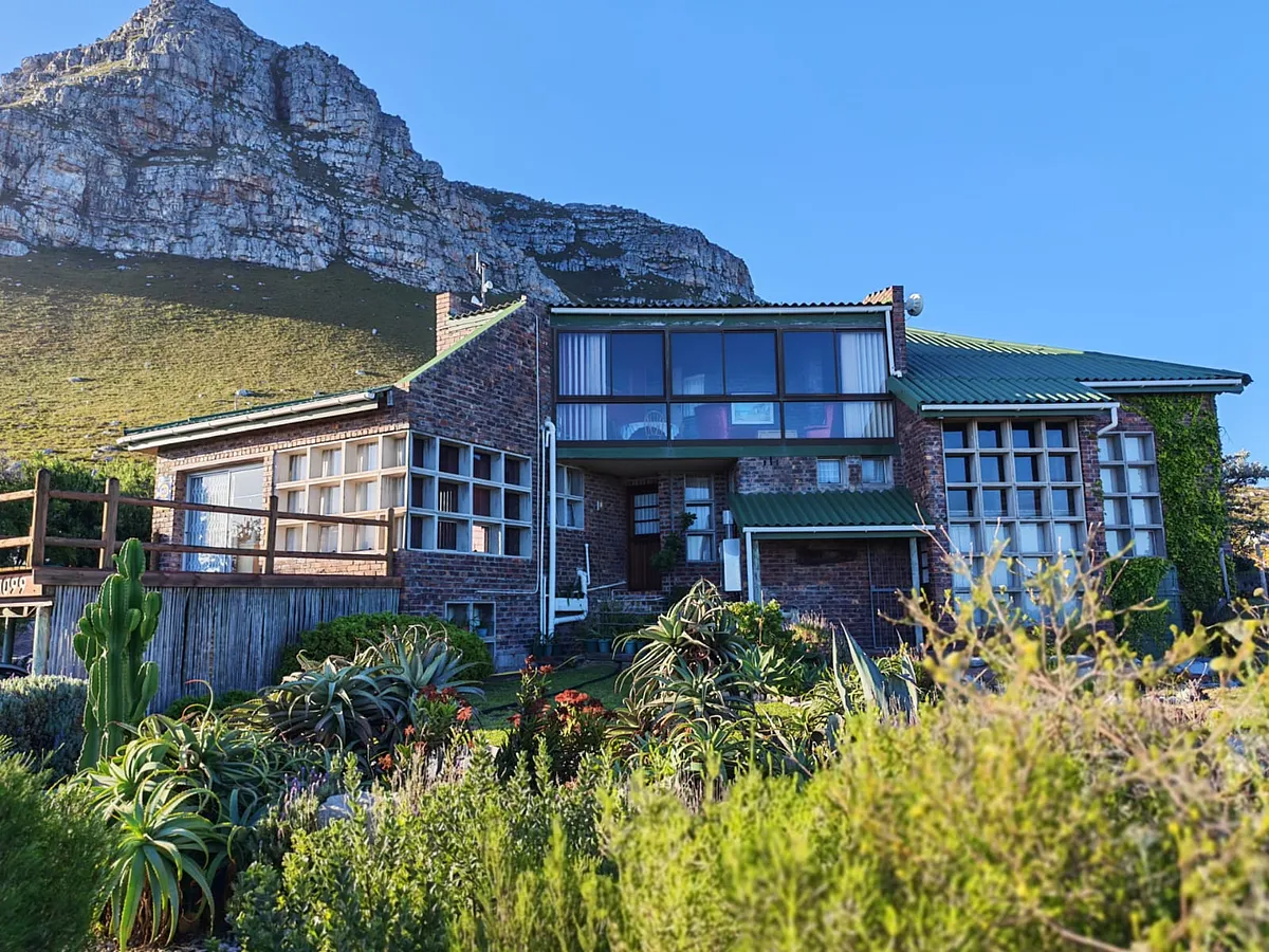 Mountain & Sea View Home for Sale in Betty’s Bay - 1,638Sqm Property with Guesthouse Income Potential