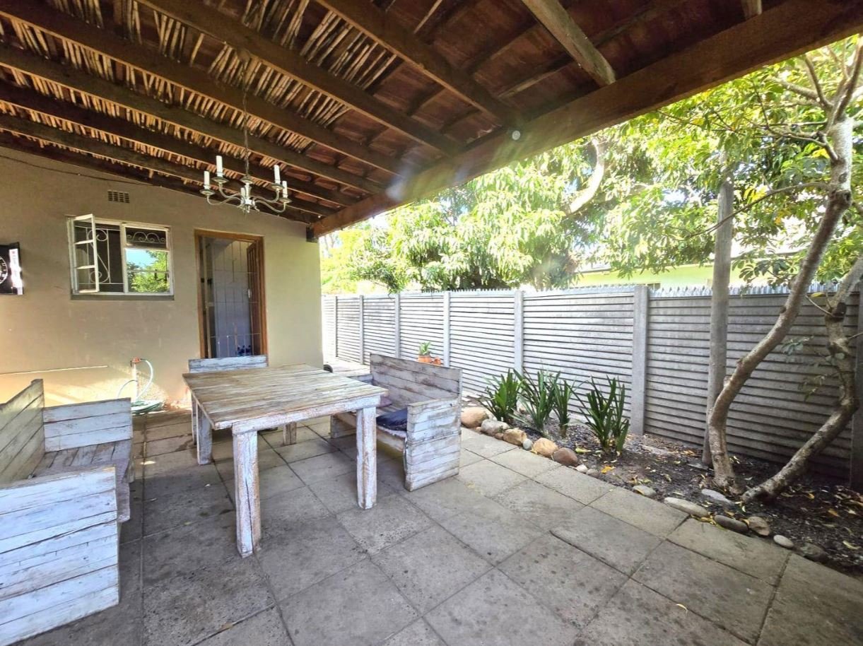 5-Bed Family Home for Sale in Lemoenkloof, Paarl - Income Potential, Views & Solar Features image 5