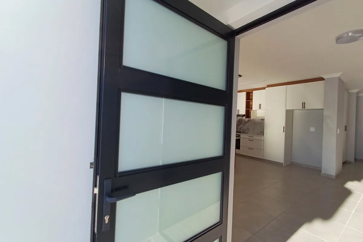 Beautiful 3 Bedroom House for Sale in Sandy Point Beach Estate