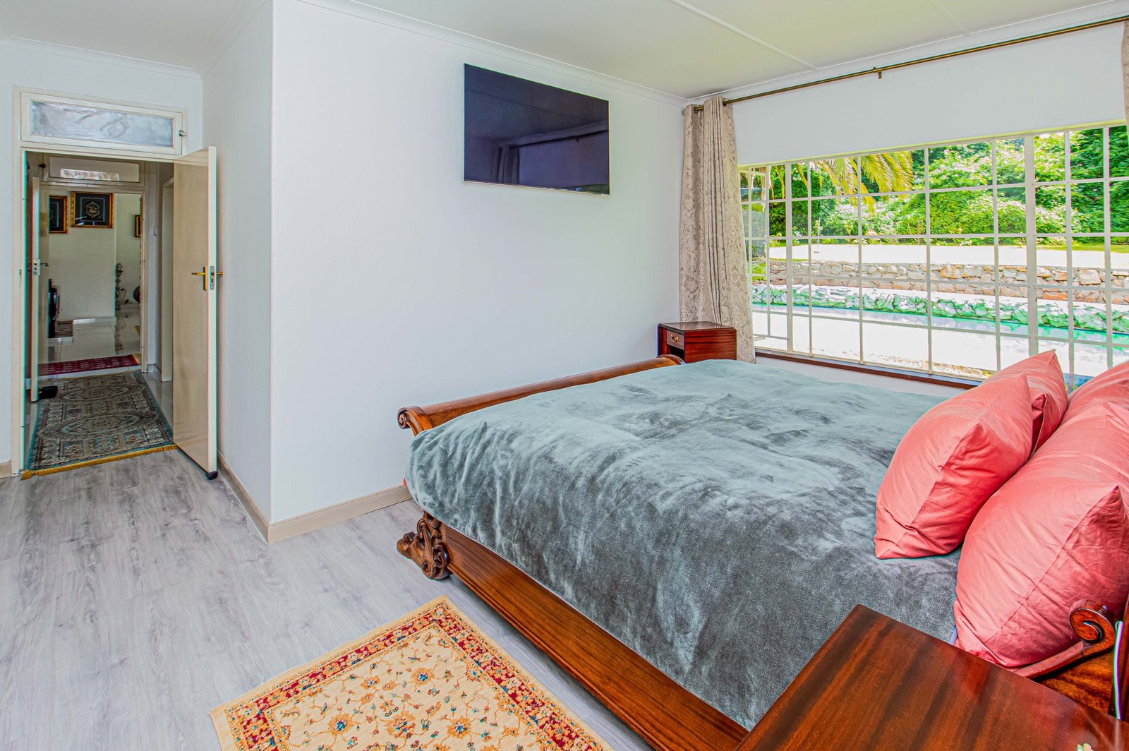 3-Bedrooms House on Auction in Kelvin, Sandton image 2