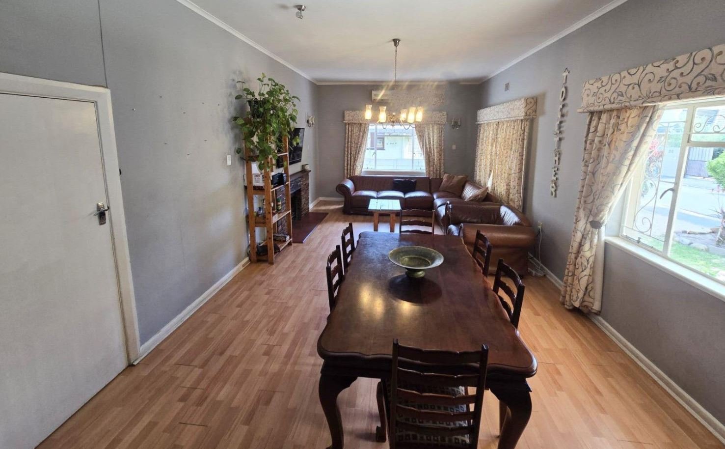 5 Bedroom Investment Property with Rental Income & Granny Flat Potential – Lemoenkloof