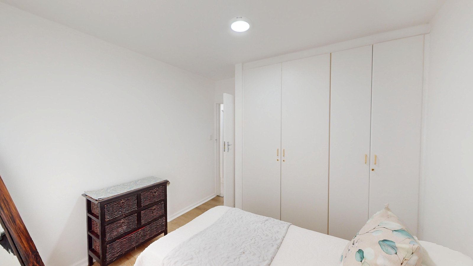 3 Bedroom Beachfront Apartment for Sale in Strand Golden Mile | Ocean Views & Holiday Letting Allowed image 14