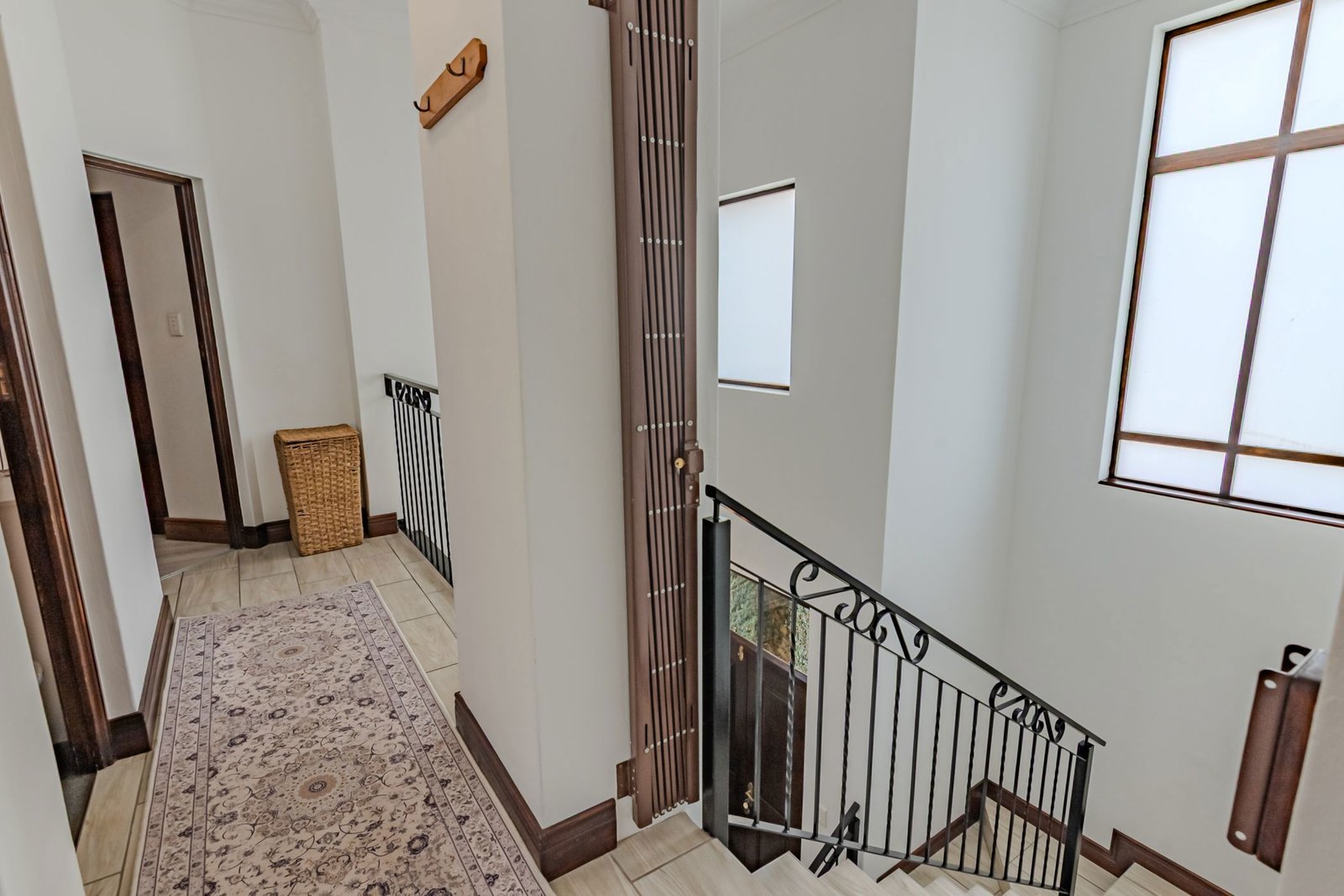 5 Bedroom House for Sale in Blue Valley Golf & Country Estate | Golf Estate Luxury image 18