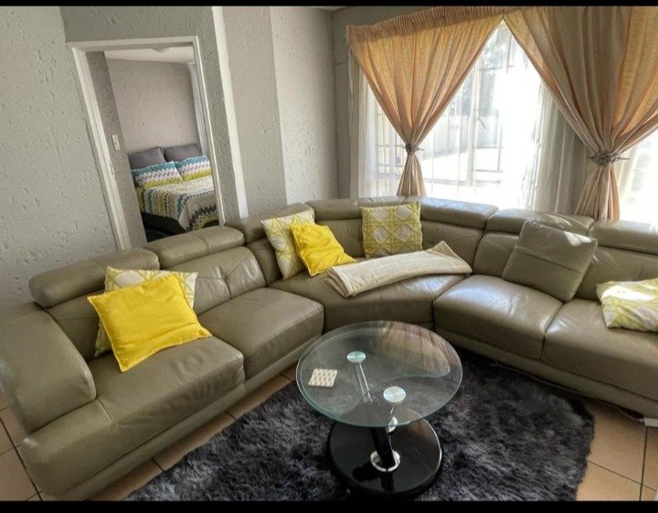 2 Bedroom Ground Floor Apartment for Sale in Vorna Valley, Midrand | Private Garden image 2