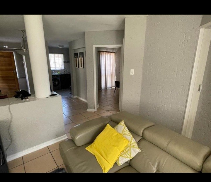 2 Bedroom Ground Floor Apartment for Sale in Vorna Valley, Midrand | Private Garden image 10