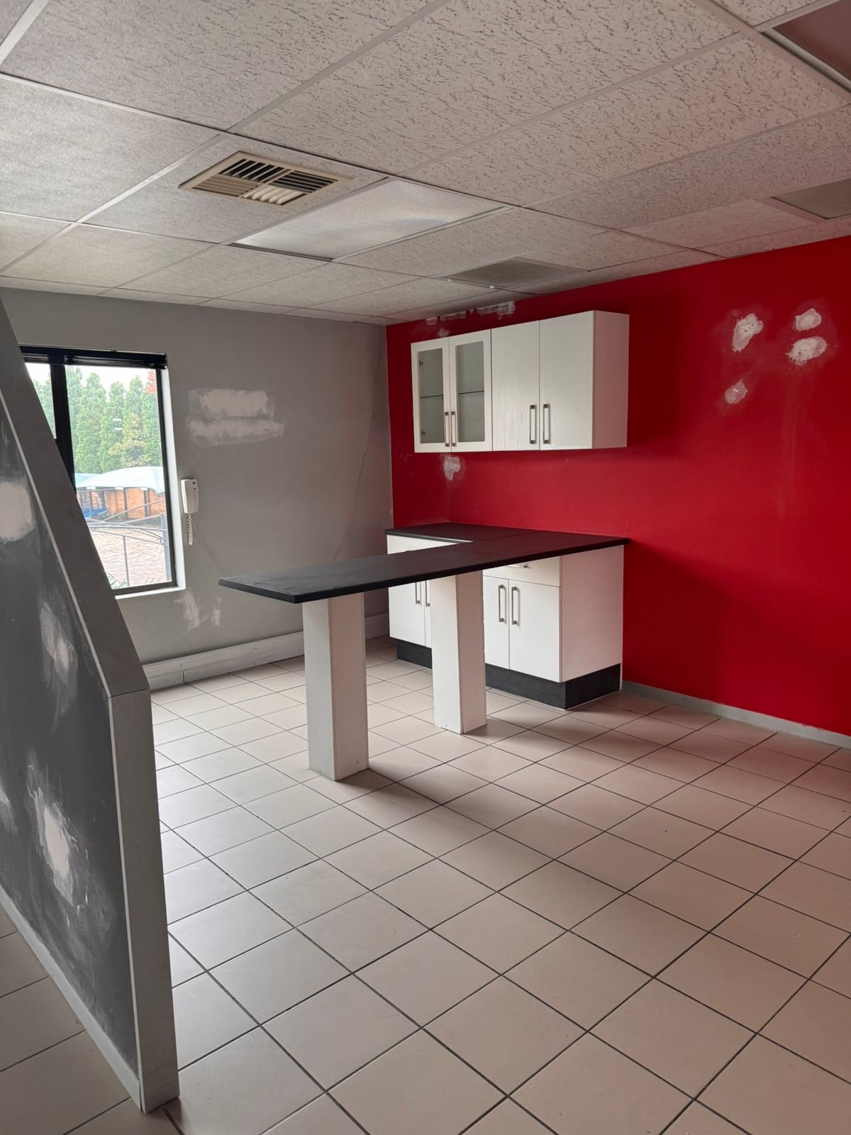 140m² Office Space to Rent in Fourways - Hammets Crossing Office Park - 5 Private Offices