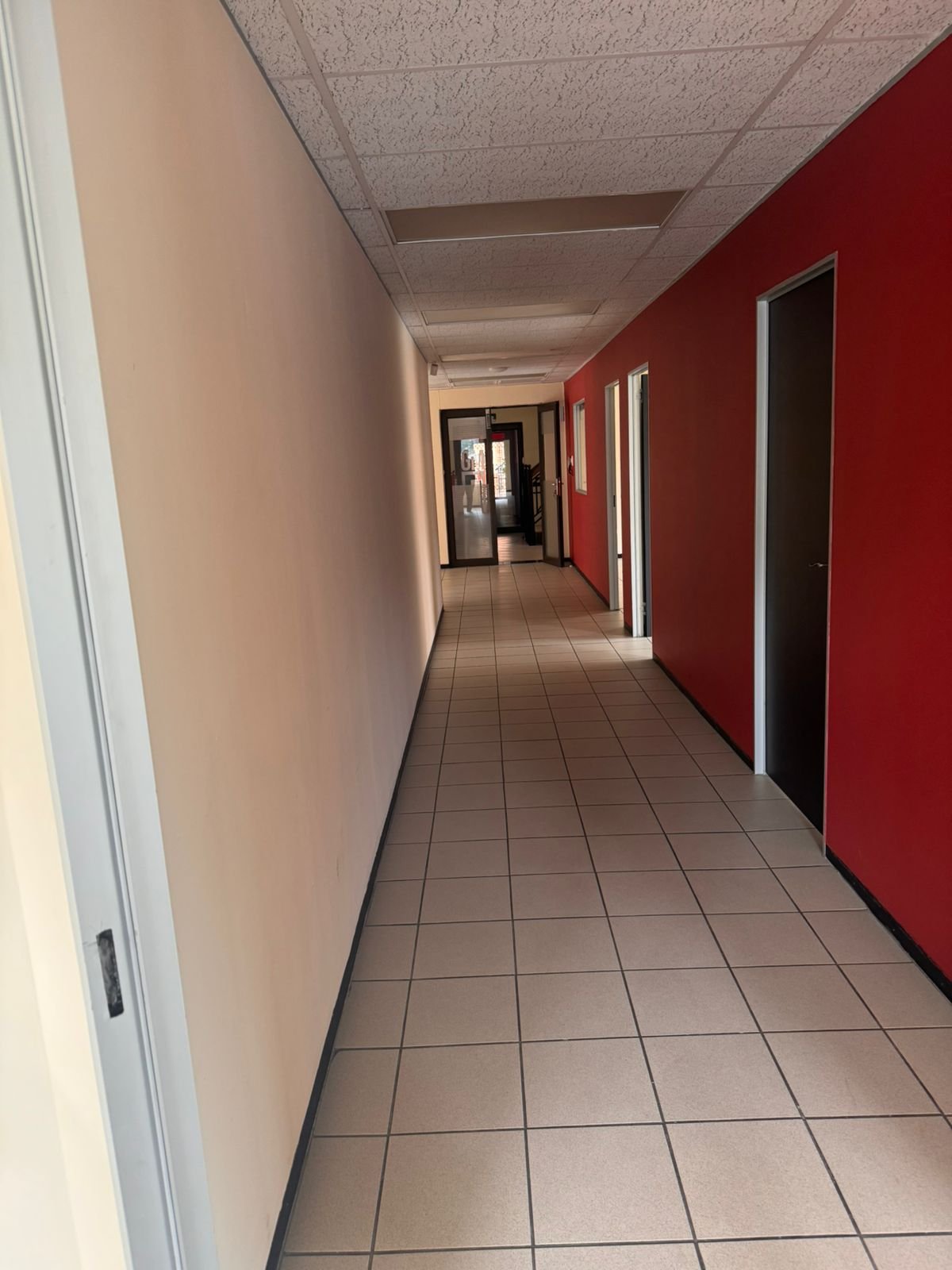 Office Space to Rent in Fourways - Hammets Crossing Office Park - Reception, 5 Offices & Boardroom