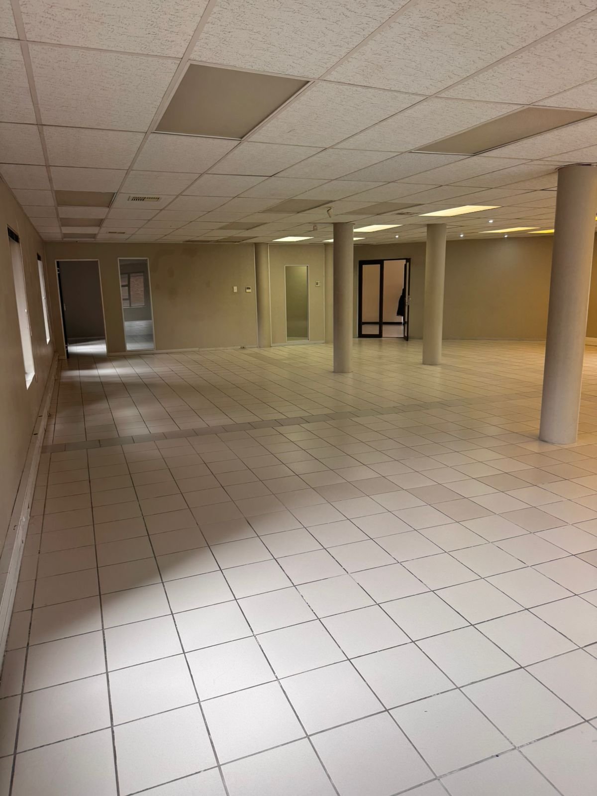 Office Space to Let in Fourways - 172m² Ground Floor Offices at Hammets Crossing Office Park