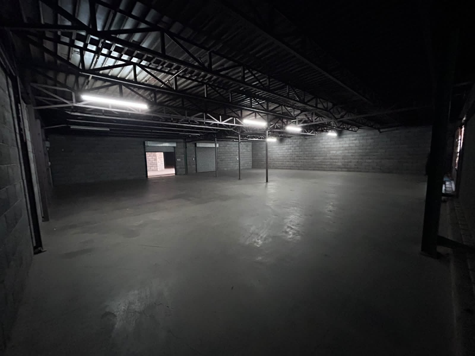 g12 – 147m² – g13 – 147m² Total – 294m² Secure Storage Space to Let image 7