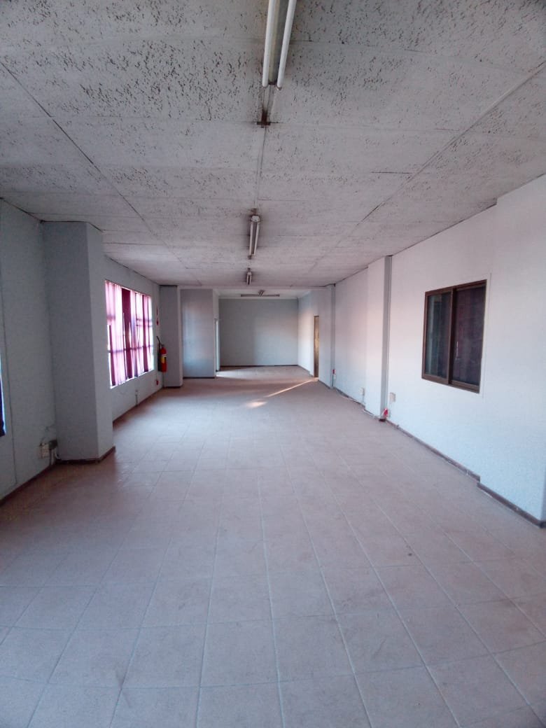 AE5 – 130m² Compact Factory, Engineering, Distribution Space to Let