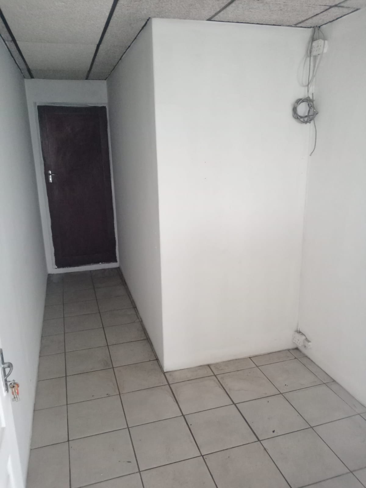AA15 – 20m² Boutique Office, Beauty Salon, Medical Space to Let
