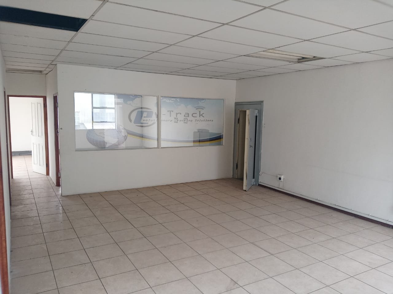 AA13-2 – 260m² Head Office, Call Center, Gym Space to Let