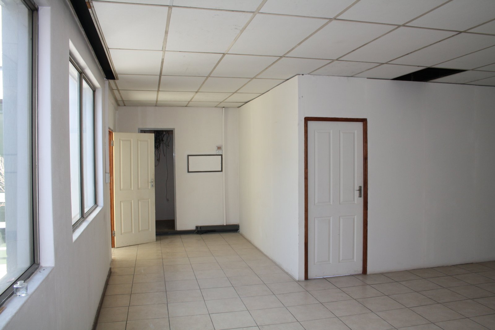AA10 – 235m² Premium Head Office, Call Center Space to Let
