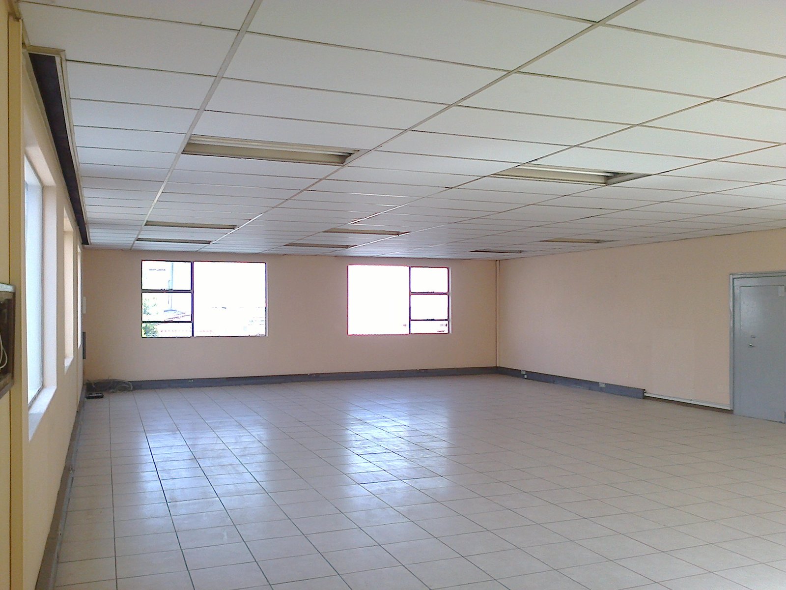 AA10 – 235m² Premium Head Office, Call Center Space to Let