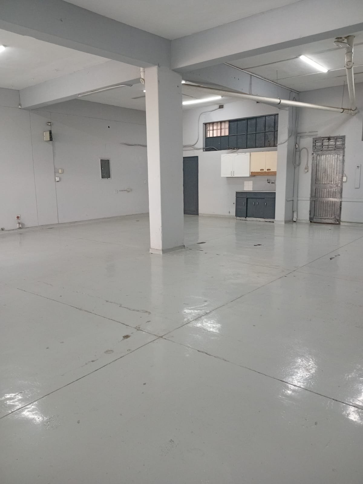 Shop 1 – 115m² Prime Road-Facing Unit to Let image 8