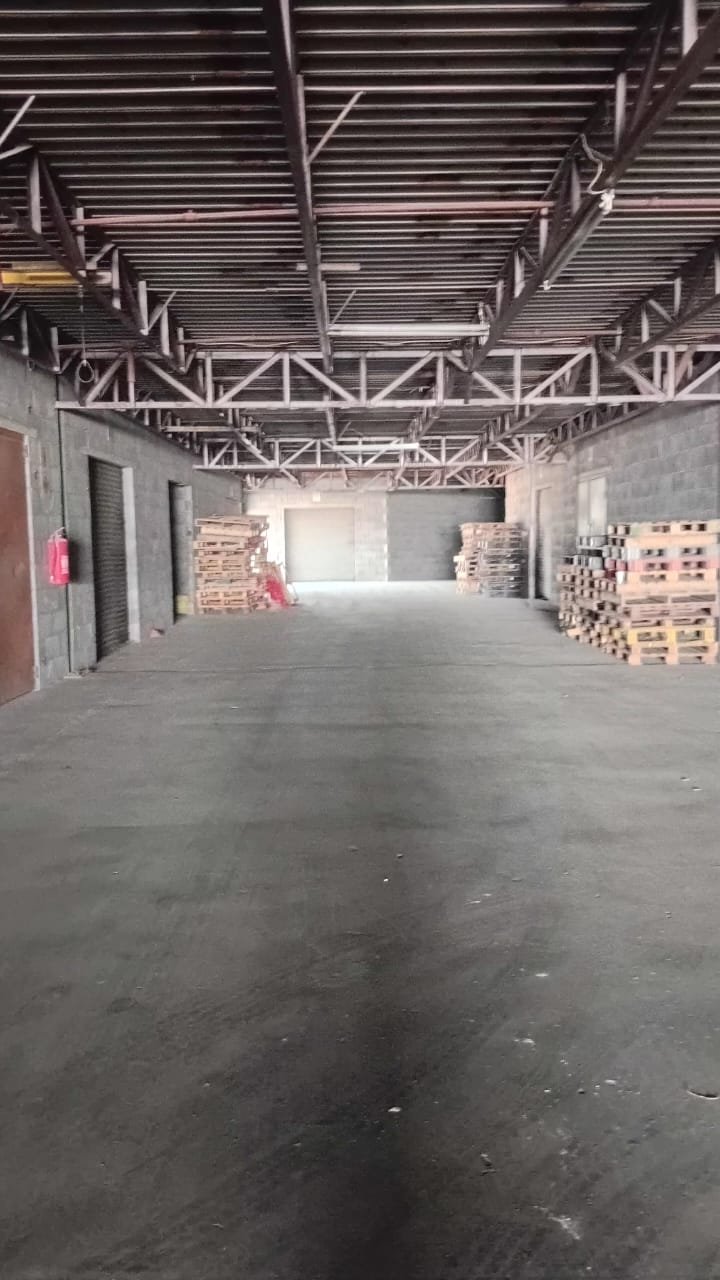 G25 – 66m² Secure Storage Unit to Let