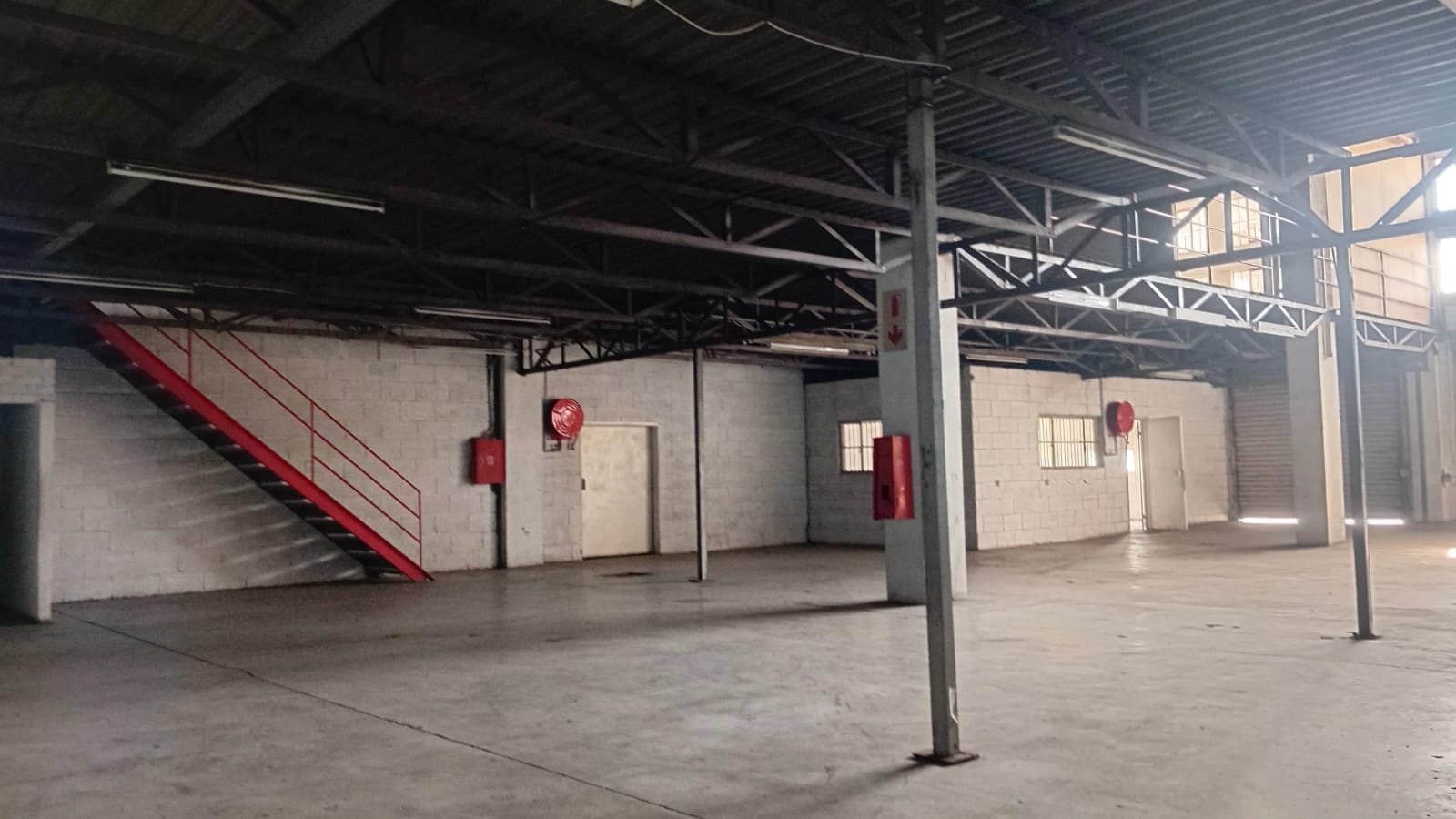 G2 – 590m² Factory, Warehouse, Distribution Space to Let image 8