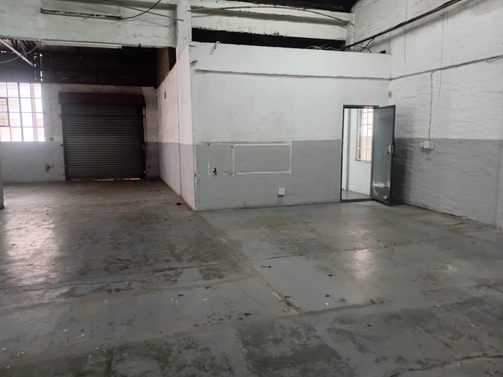 B8-1 – 435m² Secure Factory, Warehouse, Workshop Space to Let image 6