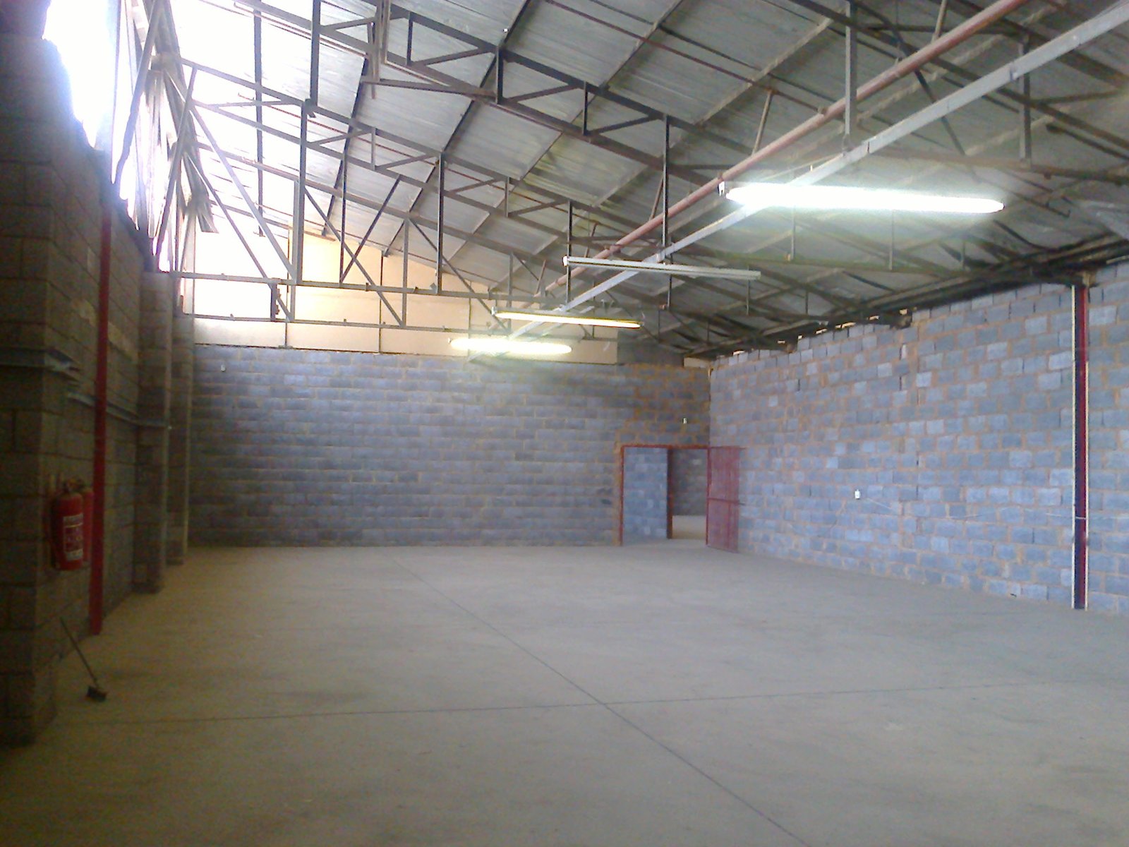 B7-2 – 444m² Factory Warehouse Distribution Space to Let