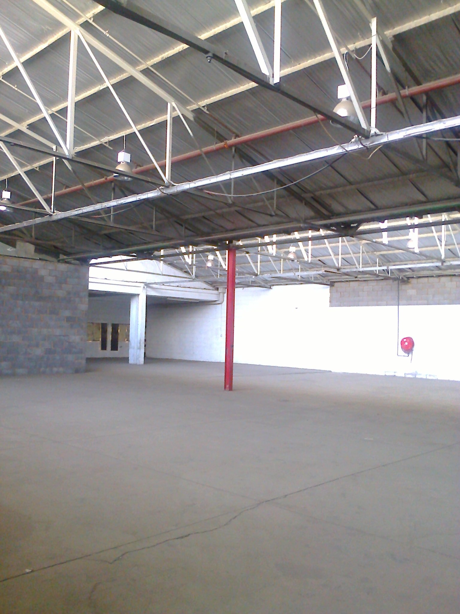 B7-2 – 444m² Factory Warehouse Distribution Space to Let