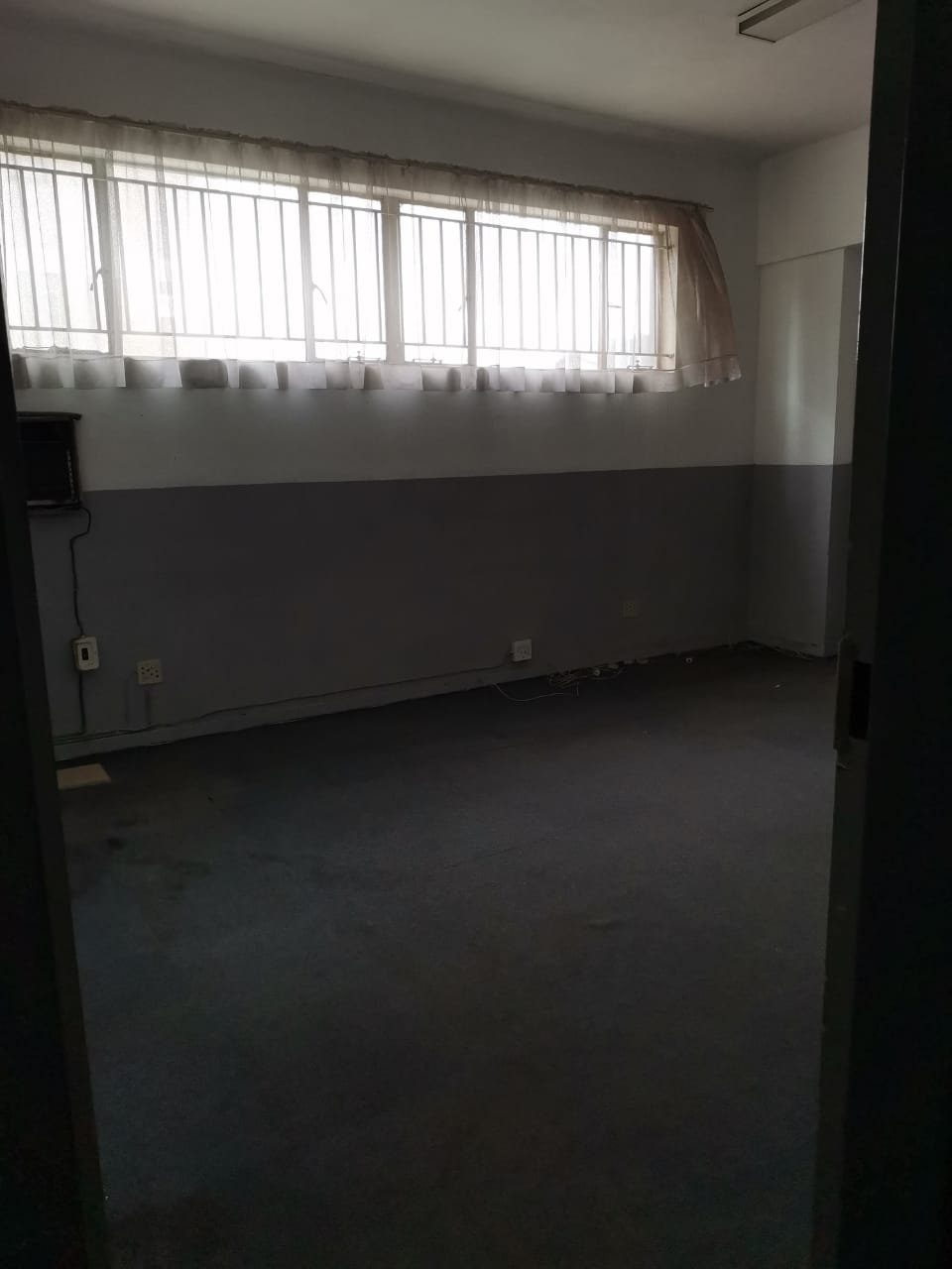 B5-1 – 20m² Boutique Office, Call Center, Beauty & Nail Space to Let