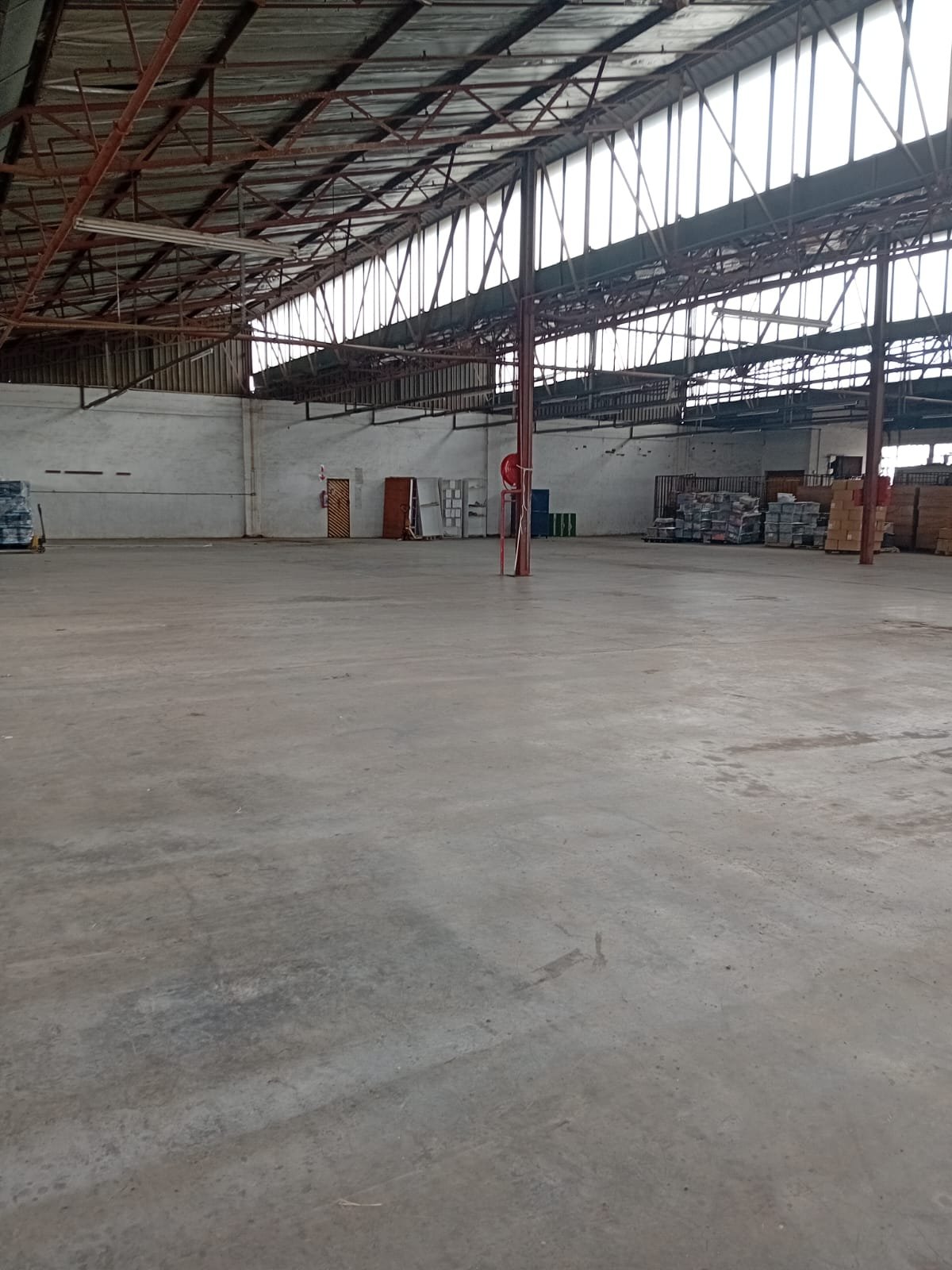 A9 – 1,527M² 2nd Floor Factory, Workshop, Distribution Space to Let image 6