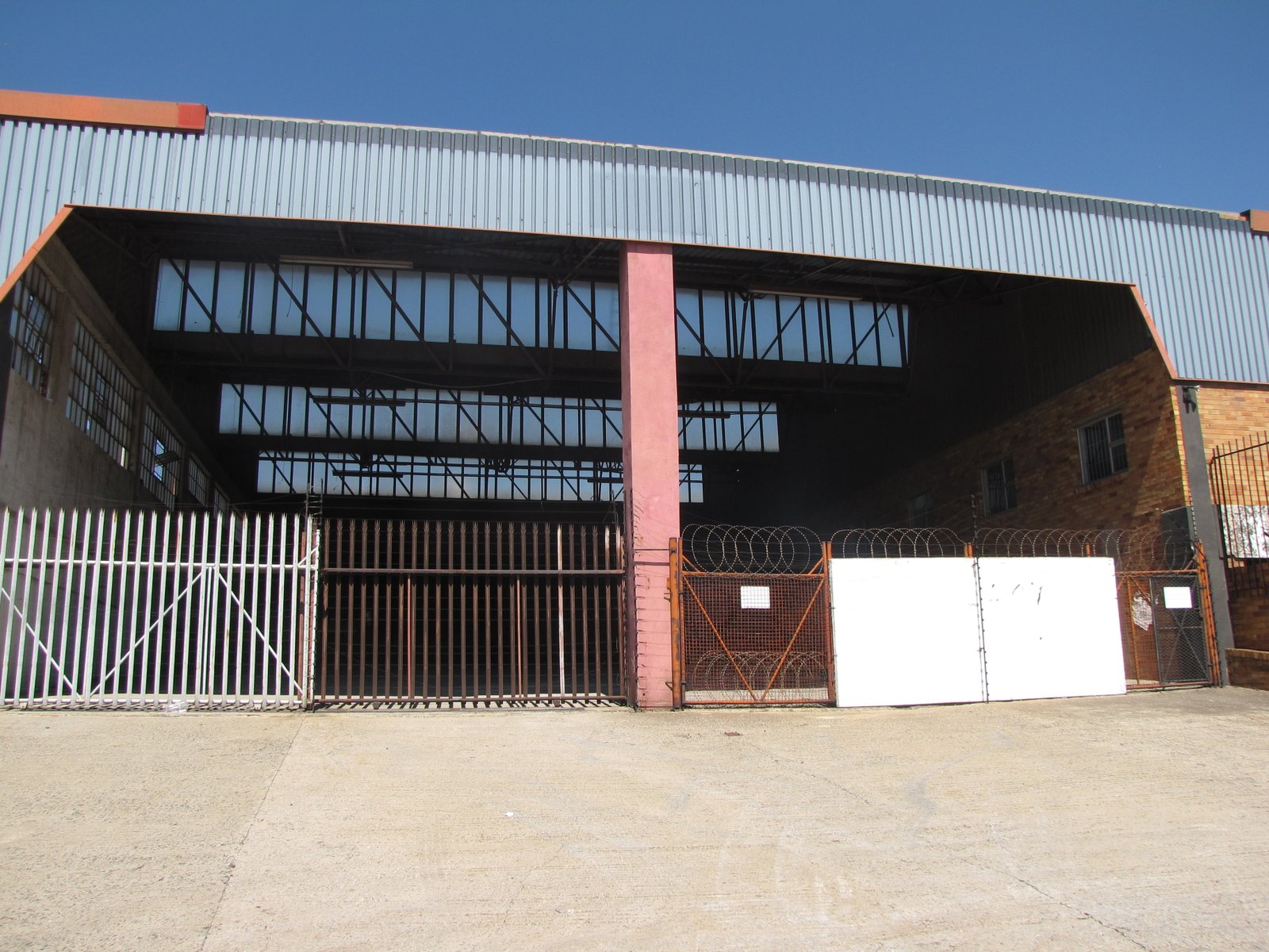 A7 – 2780m² Warehouse, Distribution, Storage Facility to Let